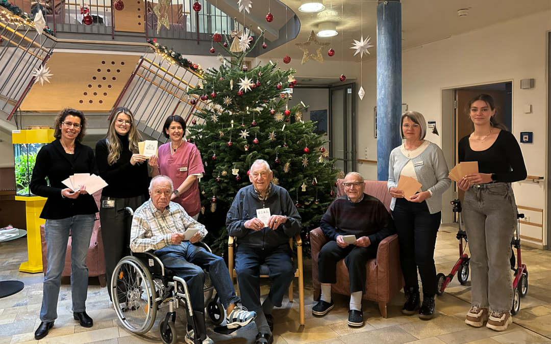 Together Against Loneliness: Destilla Brings Christmas Joy